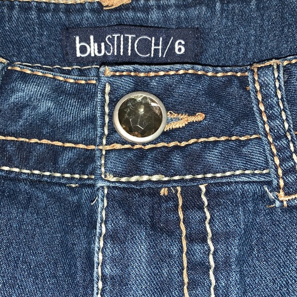 Womens Jean shorts - Picture 3 of 8